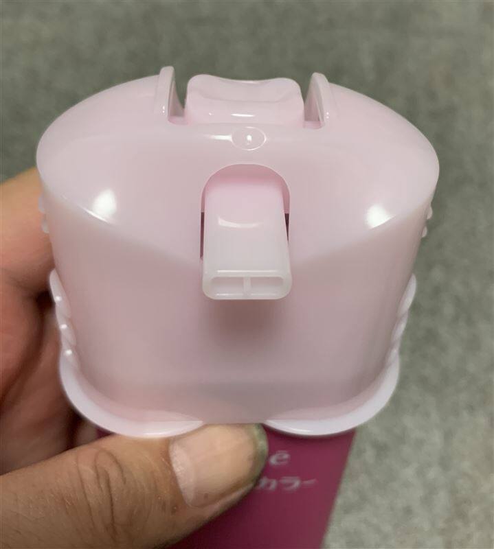 ワンプッシュ容器