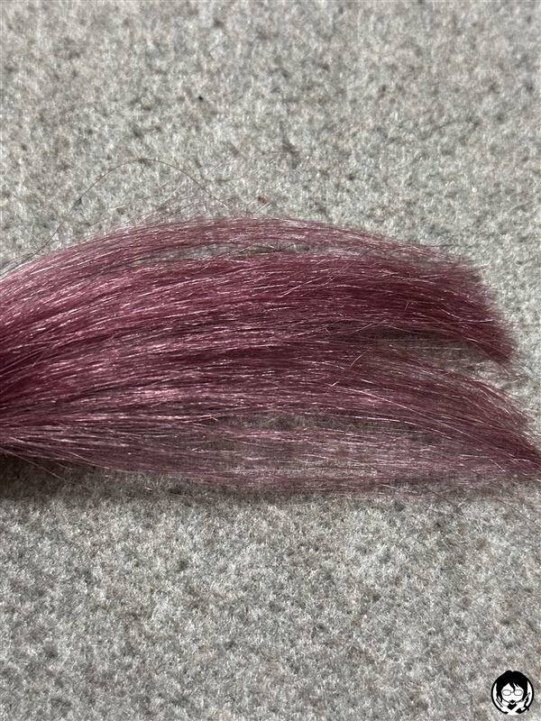 サイオス　イルーセントミルキーヘアカラー 　チェリーピンクを白髪に染めた髪色