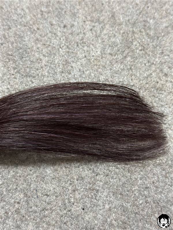 サイオス　イルーセントミルキーヘアカラー 　トワイライトバーガンディを黒髪+白髪10％に染めた髪色